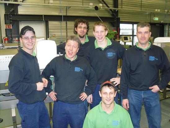 v.l.n.r.: Danny, Harold, Mark, Sander (of Koen), Raymond en onderin Kevin